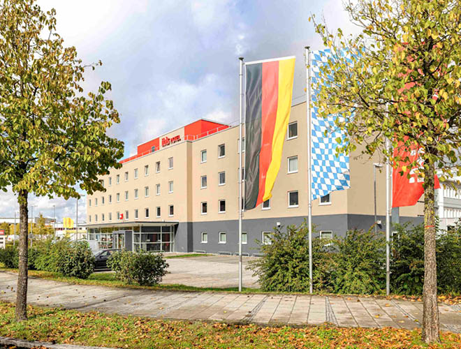 https://www.accorhotels.com/3292