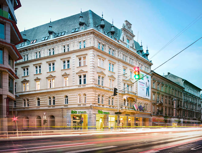 https://all.accor.com/2997