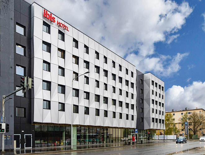 https://www.accorhotels.com/A9N7