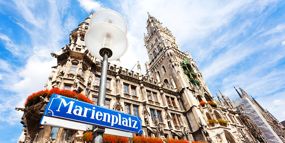 Wide angle view of Marienplatz and The New Town Hall (Neues Rathaus) in Munich, Germany.