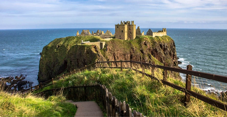 Dunnottar Castle. An amazing scottish landscape. Stonehaven, Aberdeenshire, Scotland, United Kingdom. 